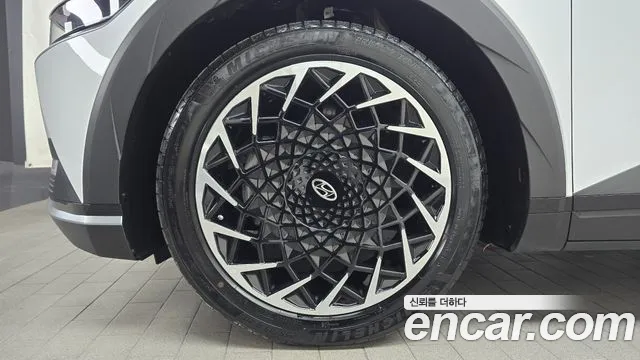 Hyundai Ioniq5 — Фото автомобиля 5
