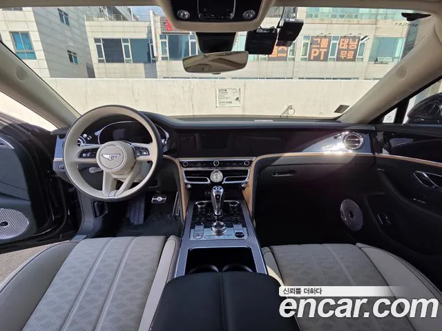 Bentley Flying Spur 4th Gen — Фото автомобиля 17