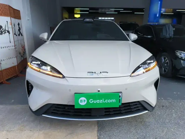 BYD Seal 07 DM-i — Фото автомобиля 2