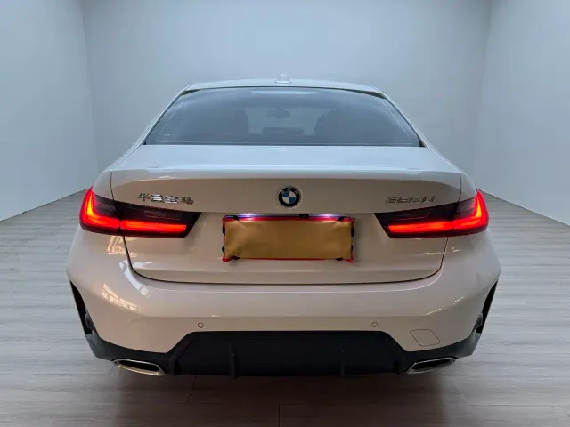 BMW 3 Series — Фото автомобиля 4