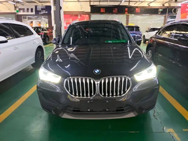 BMW X1 — Фото автомобиля 2