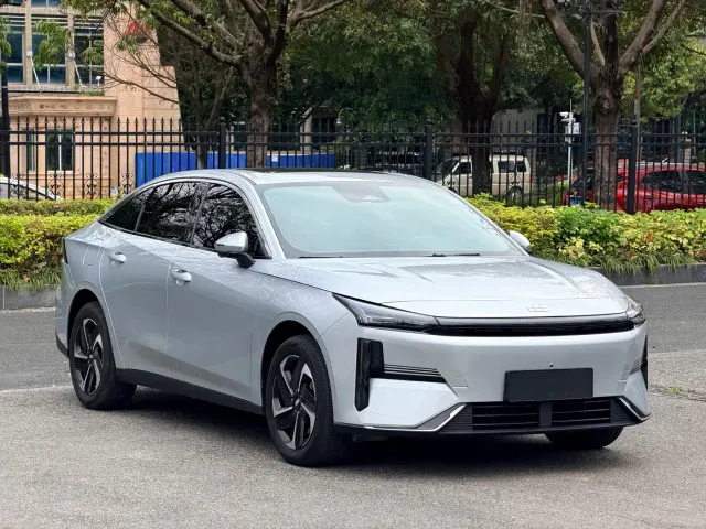 Geely Galaxy L6 — Фото автомобиля 19