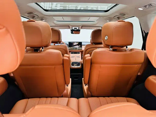 GAC Trumpchi Xiangwang S9 — Фото автомобиля 16