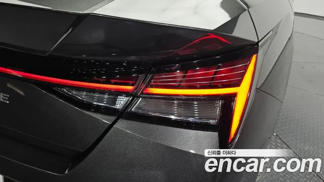 Hyundai Avante — Фото автомобиля 23