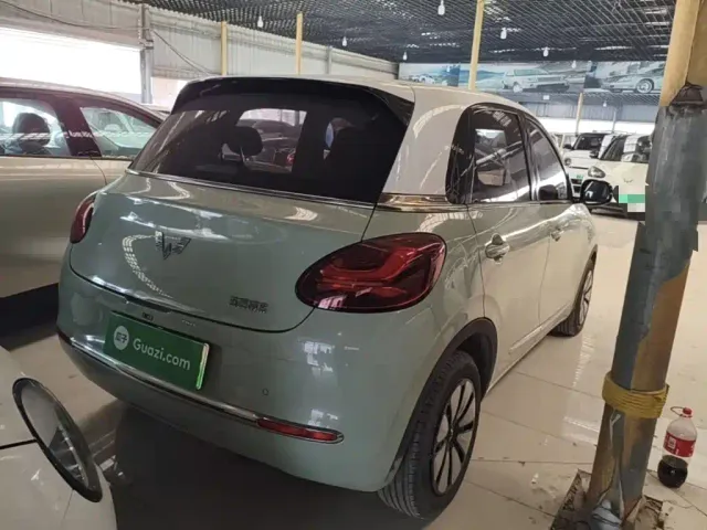Wuling Bingo — Фото автомобиля 6