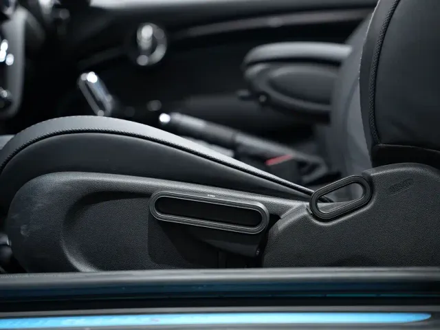 MINI Hatch — Фото автомобиля 16