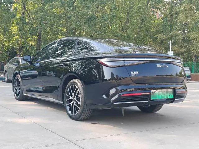 BYD Seal — Фото автомобиля 10