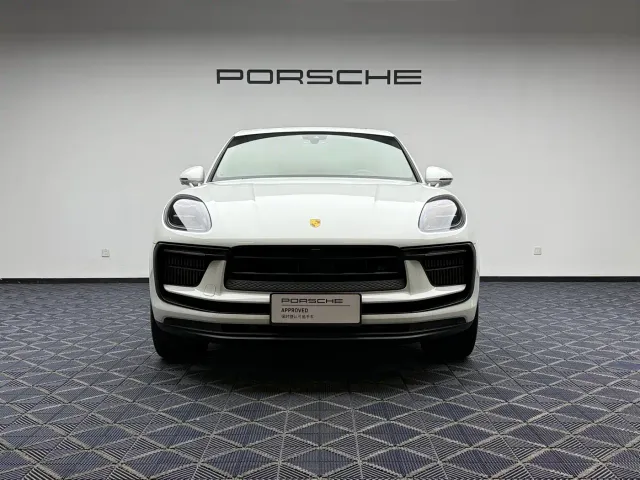 Porsche Macan — Фото автомобиля 8