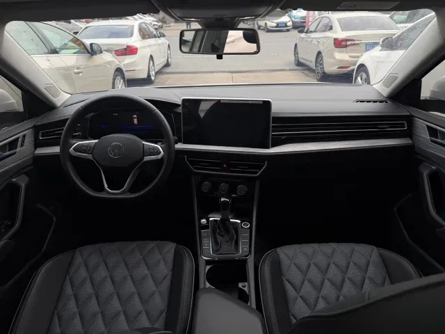 Volkswagen Sagitar — Фото автомобиля 11