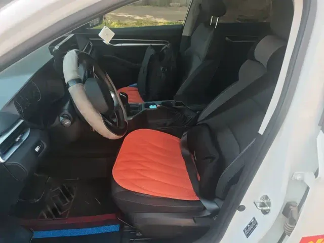 Geely Emgrand — Фото автомобиля 7