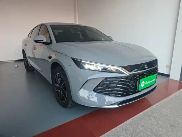 BYD Qin L — Фото автомобиля 21