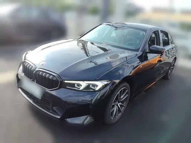 Фотография автомобиля — BMW 3 Series