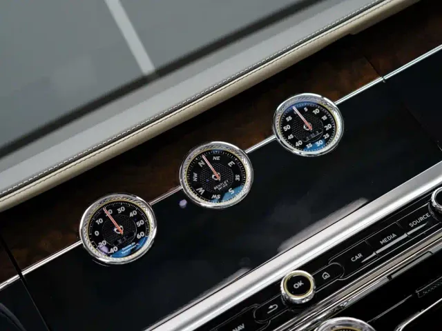 Bentley Flying Spur — Фото автомобиля 22