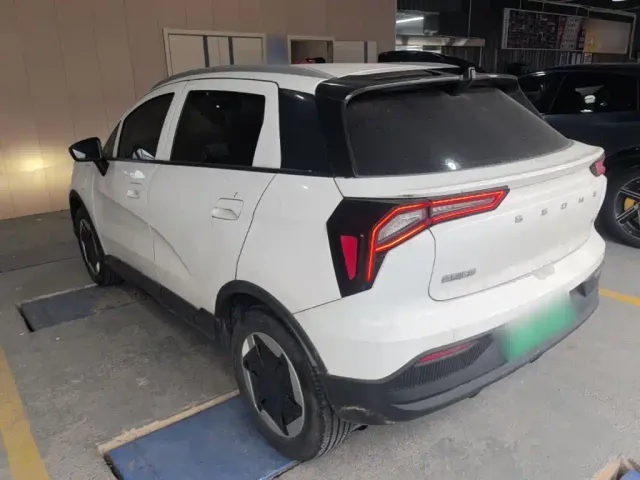 Geely Geometry E Firefly — Фото автомобиля 4