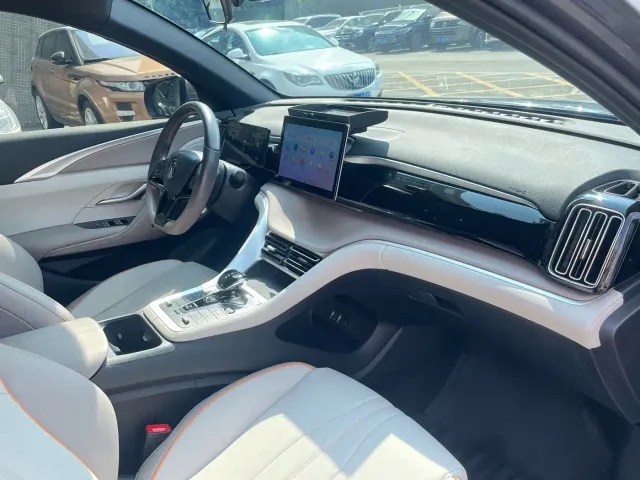 BYD Song Pro — Фото автомобиля 16