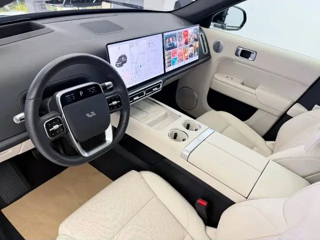 Li Auto L7 — Фото автомобиля 7