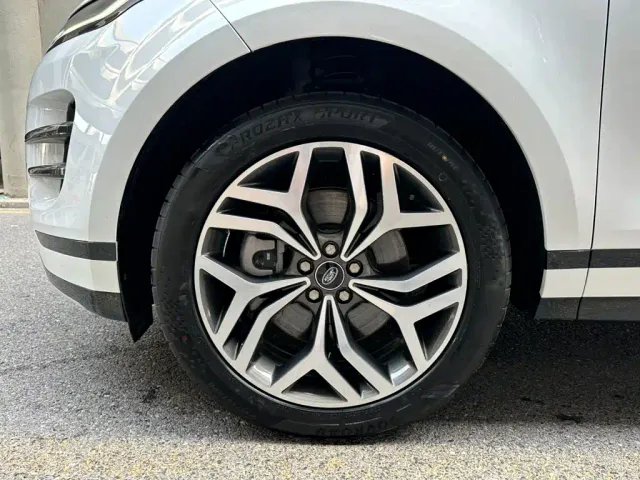 Land Rover Range Rover Evoque — Фото автомобиля 6