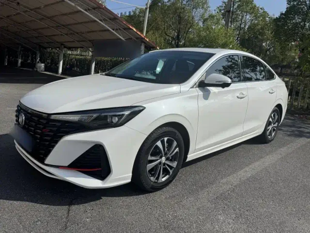 Фотография автомобиля — Changan Eado