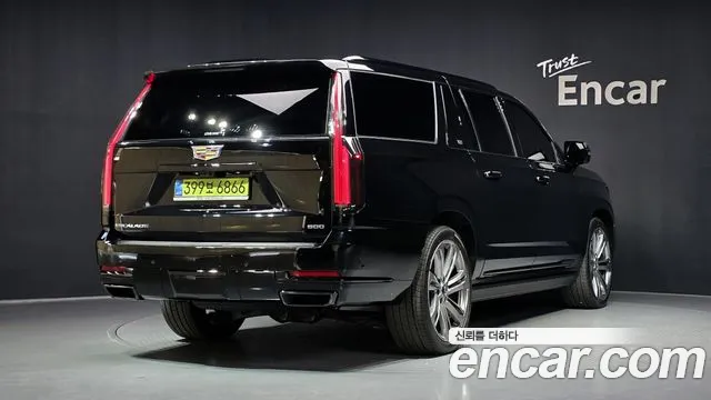 Cadillac Escalade Escalade 5 поколение — Фото автомобиля 2