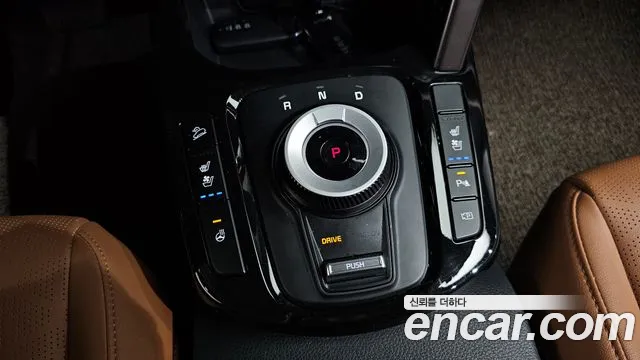 Kia Seltos Новый Seltos Бензин 1.6 турбо 2WD — Фото автомобиля 9