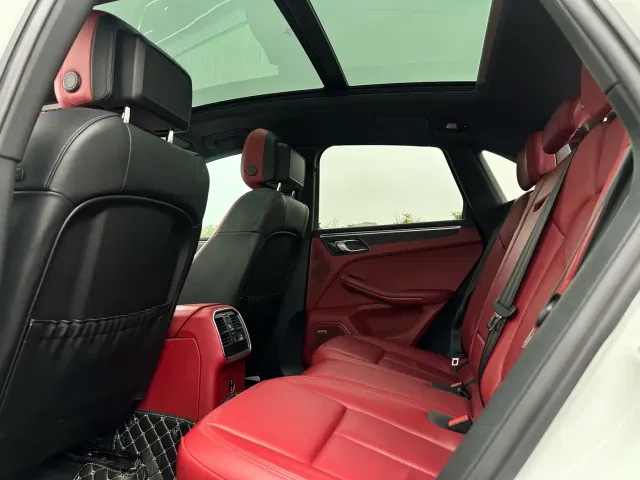 Porsche Macan — Фото автомобиля 18