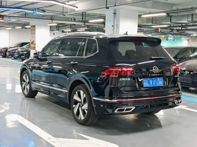 Volkswagen Tiguan L — Фото автомобиля 16