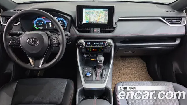 Toyota RAV4 Generation 5 — Фото автомобиля 7