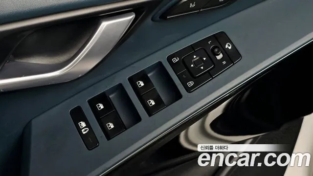 Kia Niro — Фото автомобиля 15