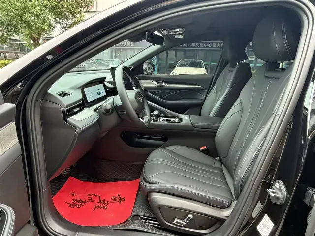 Geely Xingrui — Фото автомобиля 6