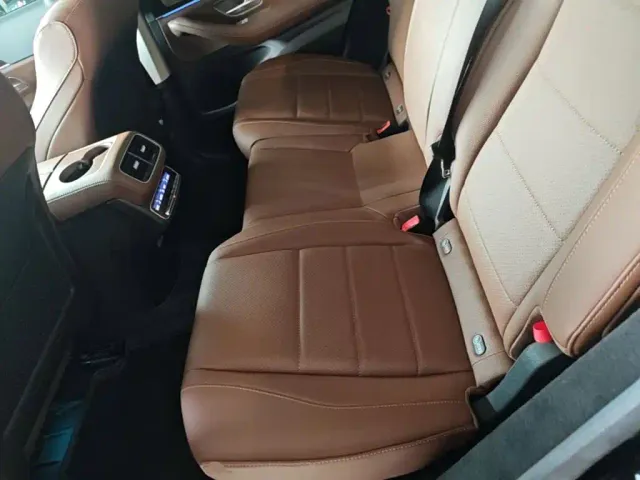 Mercedes-Benz GLE-Class — Фото автомобиля 13