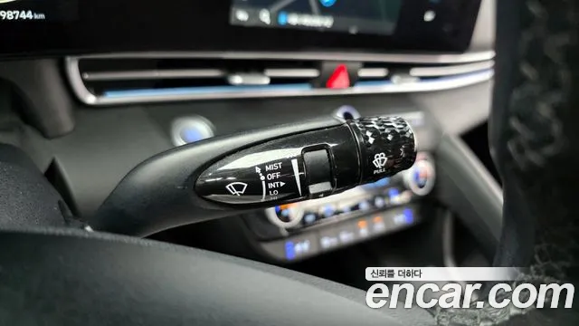 Hyundai AVANTE Avante (CN7) — Фото автомобиля 16