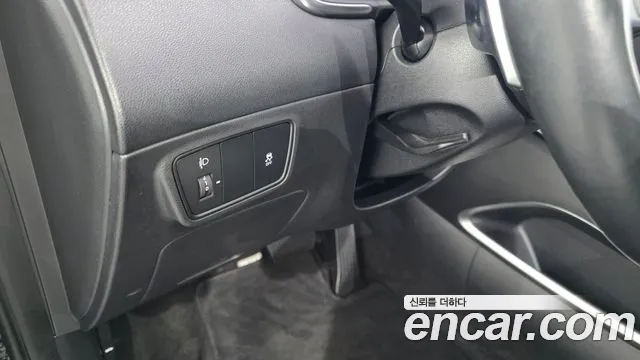 Hyundai Tucson Tucson (NX4) Дизель 2.0 2WD — Фото автомобиля 26