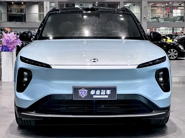 Nio ES6 — Фото автомобиля 2