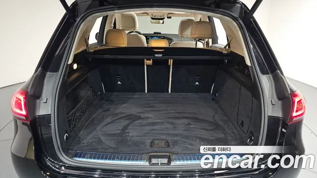 Mercedes-Benz GLE-Class — Фото автомобиля 26