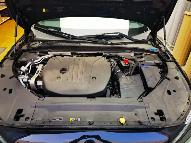 Volvo S90 — Фото автомобиля 10