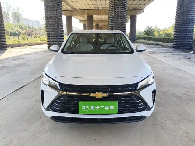 Chevrolet Monza — Фото автомобиля 2