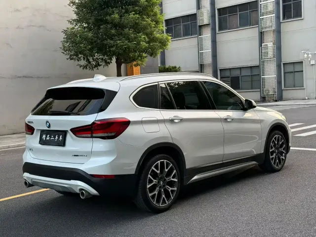 BMW X1 — Фото автомобиля 6