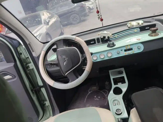 Wuling Hongguang Mini EV — Фото автомобиля 6