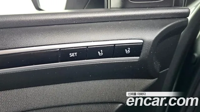 Hyundai Tucson Tucson (NX4) Бензин 1.6 Turbo 4WD — Фото автомобиля 30