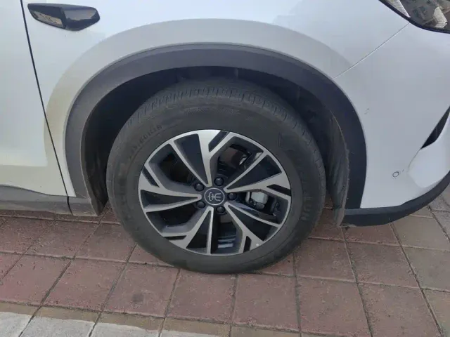BYD Song Pro — Фото автомобиля 25