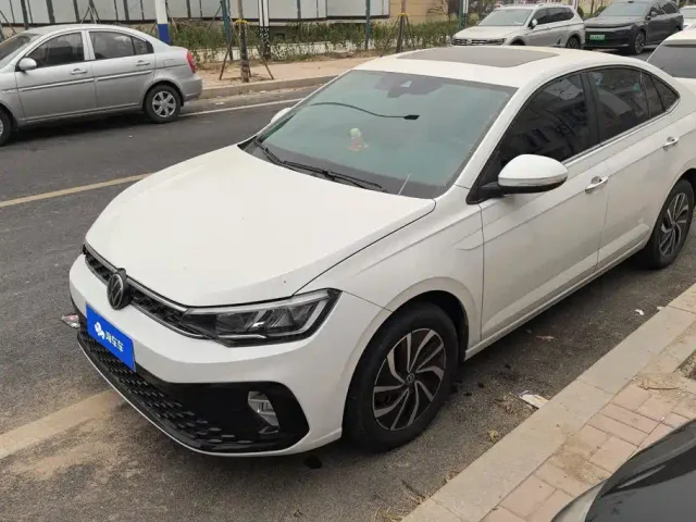 Volkswagen Lavida — Фото автомобиля 2