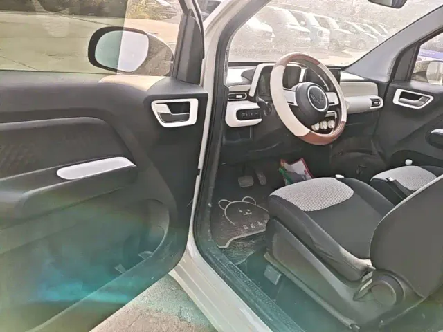 Wuling Hongguang Mini EV — Фото автомобиля 15