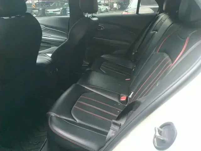 GAC Trumpchi Emkoo — Фото автомобиля 16