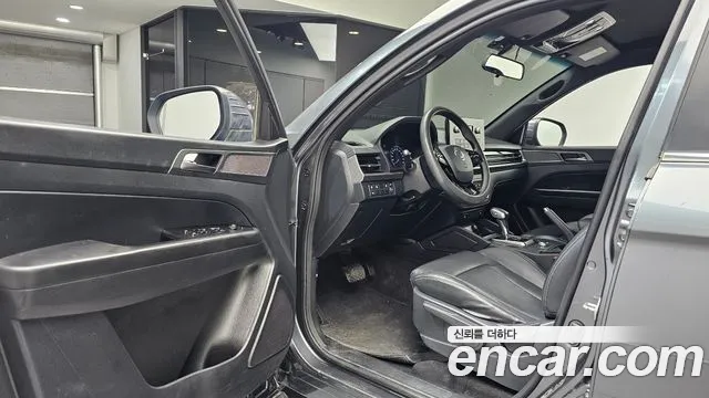 KG_Mobility_Ssangyong Rexton Новый Rexton Sport Дизель 2.2 4WD — Фото автомобиля 10