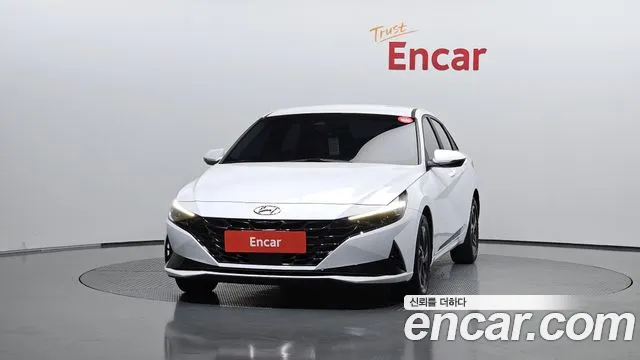 Hyundai Avante CN7 — Фото автомобиля 3