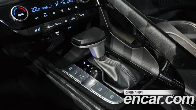 Hyundai Avante — Фото автомобиля 12
