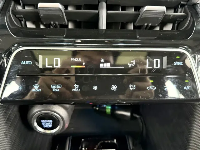 Toyota Harrier — Фото автомобиля 7