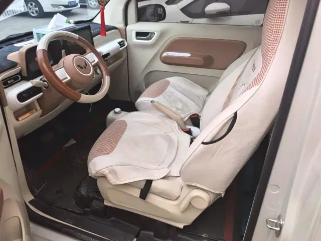Wuling Hongguang Mini EV — Фото автомобиля 9
