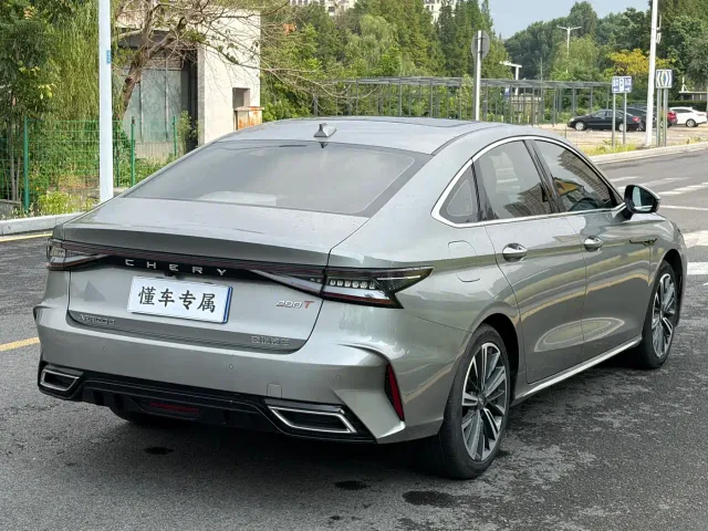 Chery Arrizo 8 — Фото автомобиля 6
