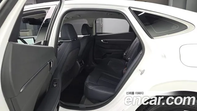 Hyundai Sonata — Фото автомобиля 17